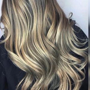 Meet your Posher, Elizabeth